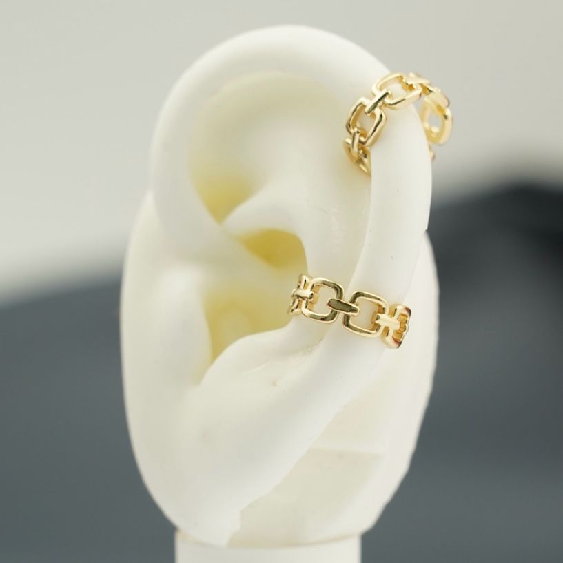 Miniatura 2 de EARCUFF DORADO PLANO CUADROS SEGUIDOS